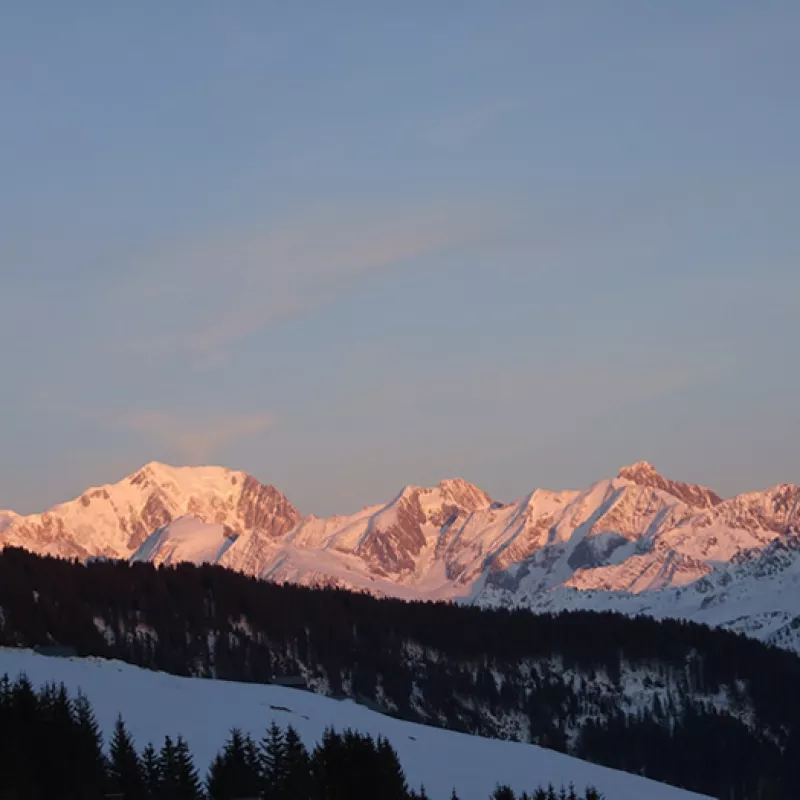 Location d'un appartement à Bisanne 1500 au pied des pistes - appartement 6-7 places - domaine skiable des Saisies